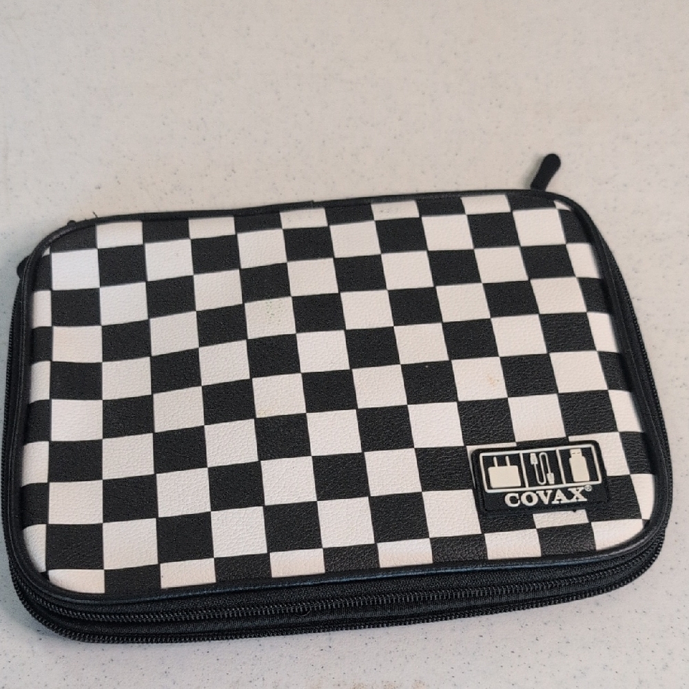 Covax Checkered Black and White Pouch
